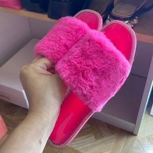 Puffy Diamond 💎 sandals